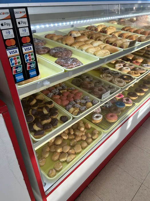 Honey Bee Doughnuts & Bakery Picture 9