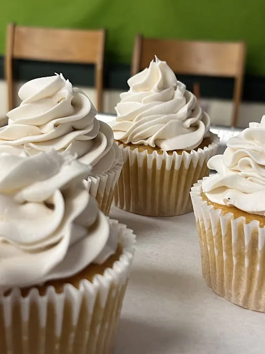 Izzy's Treats: For Your Sweet and Savory Needs Picture 8