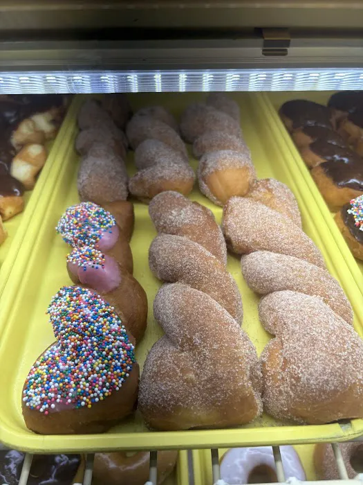 Home Bakery & Donut Picture 7