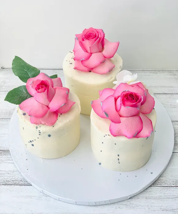 Bake & Bloom Studio Picture 9