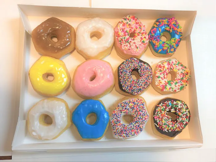Central Donuts & Bakery Picture 9