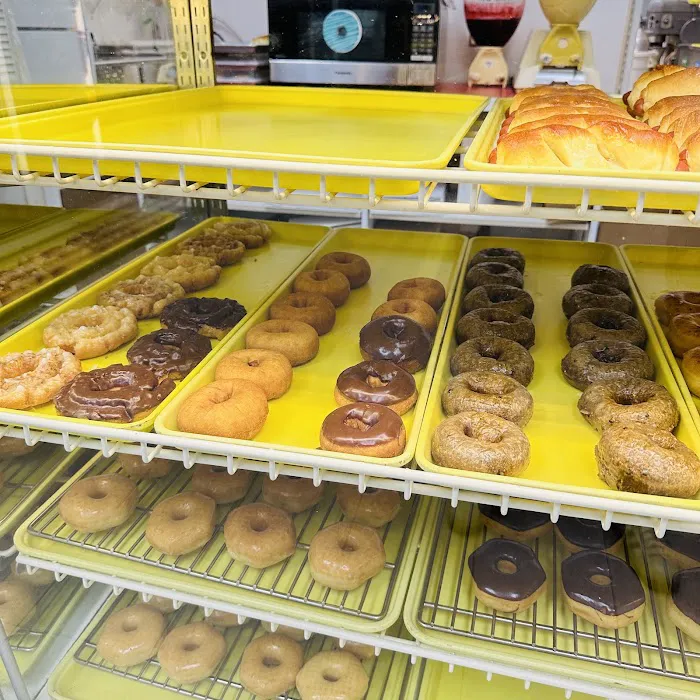 Donut Palace Picture 9