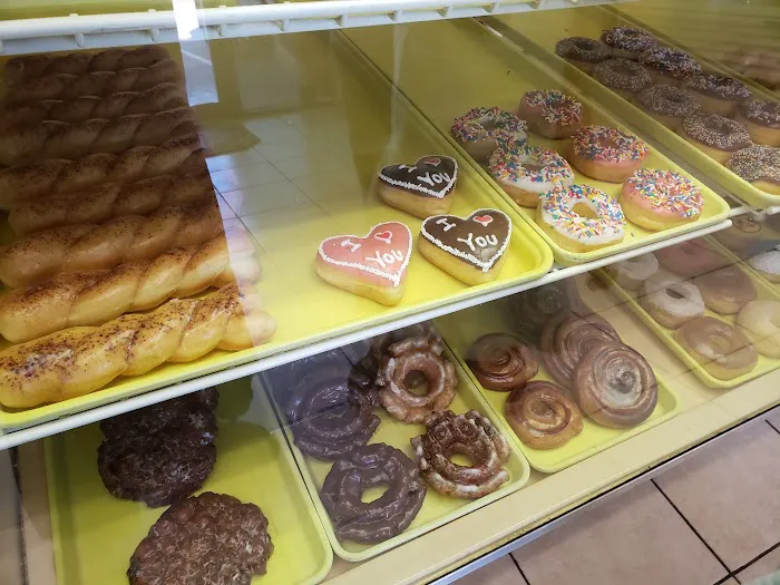 Donut Palace Picture 1