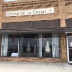 Creme De La Creme Cake Company