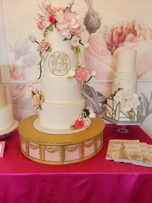Creme De La Creme Cake Company Picture 8