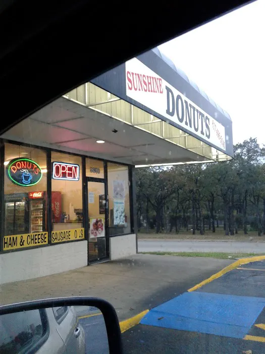 Sunshine Donuts Picture 3