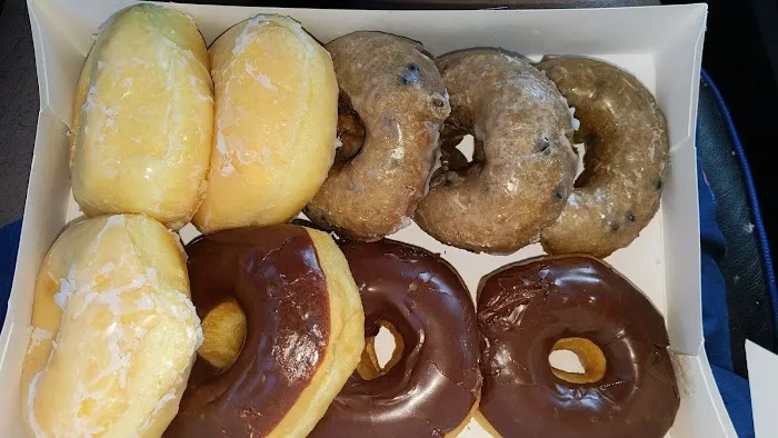 Sunshine Donuts Picture 4