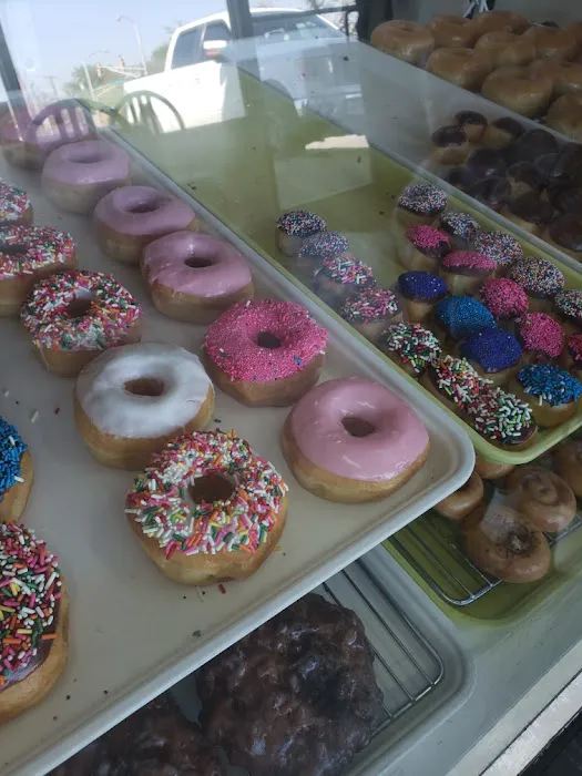 Sunshine Donuts Picture 1