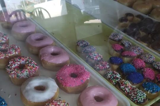 Sunshine Donuts