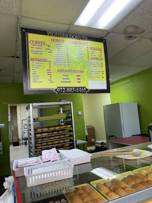 Pioneer Donuts Picture 1