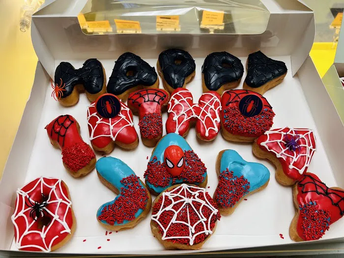 Mathis Donuts Picture 8