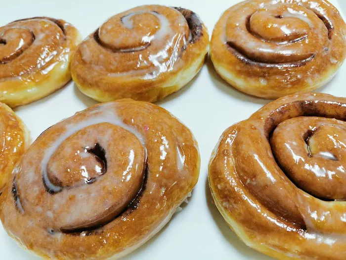 Donut King Palace Picture 8
