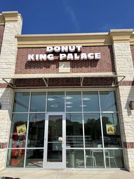 Donut King Palace Picture 10