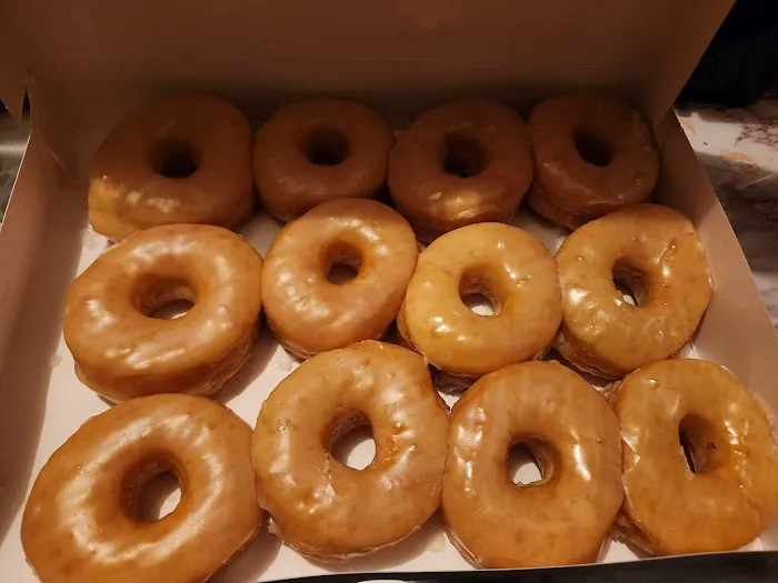 Donut Palace Picture 7