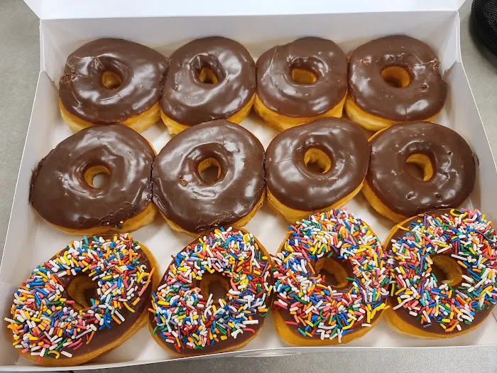 5 A.M. Donuts Picture 5