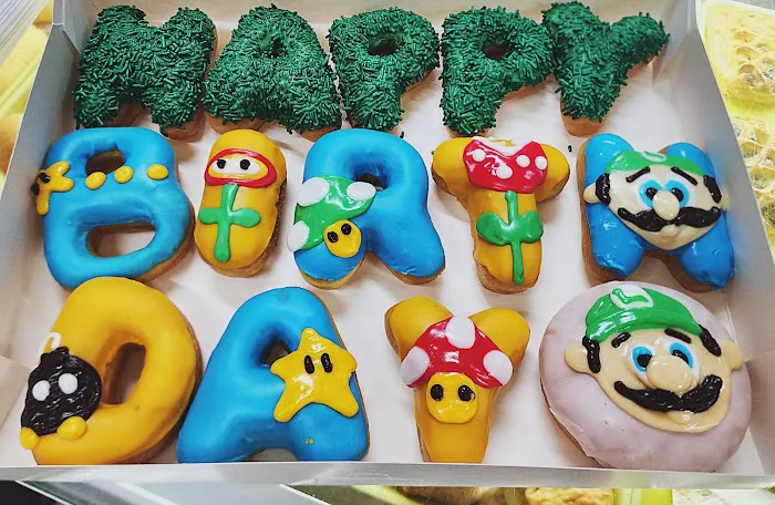 Donuts lovers Picture 3
