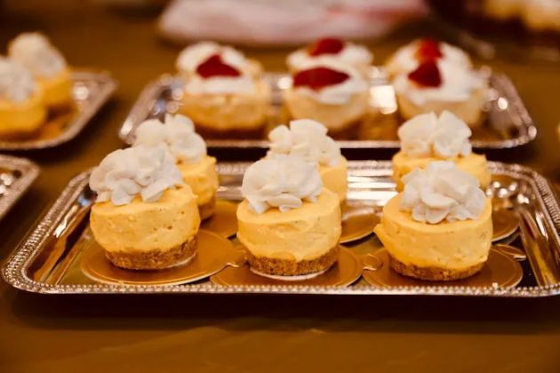 Riya's Cakery