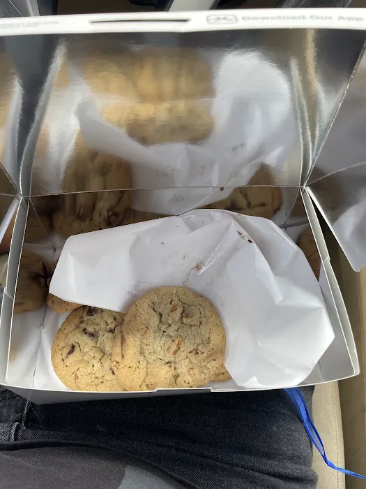 Tiff's Treats Cookie Delivery Picture 5