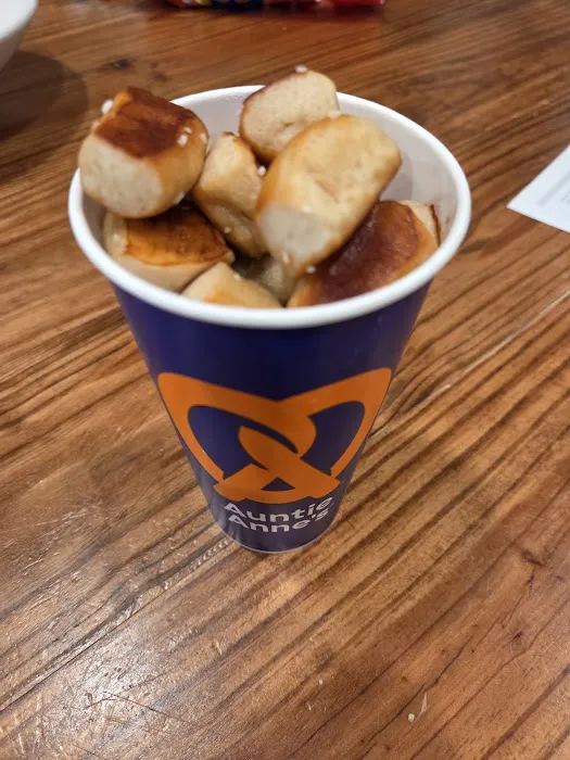 Auntie Anne's Picture 1