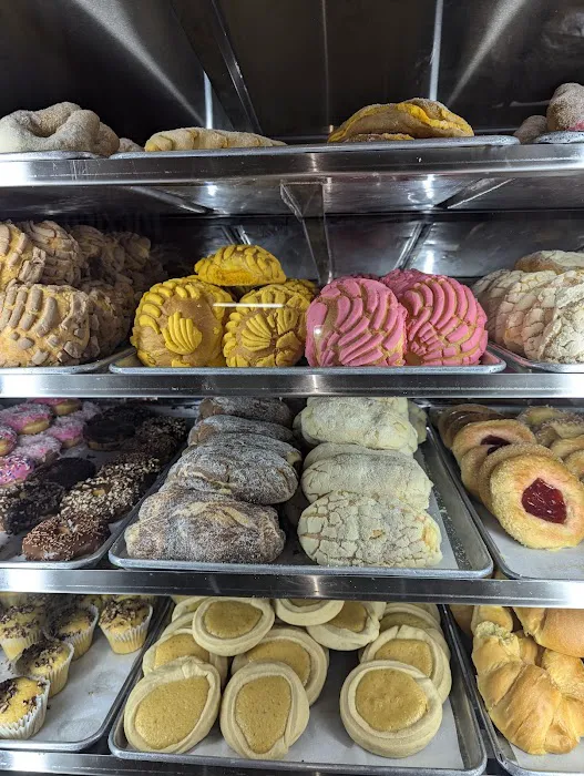 Los Pastores Panadería Picture 6