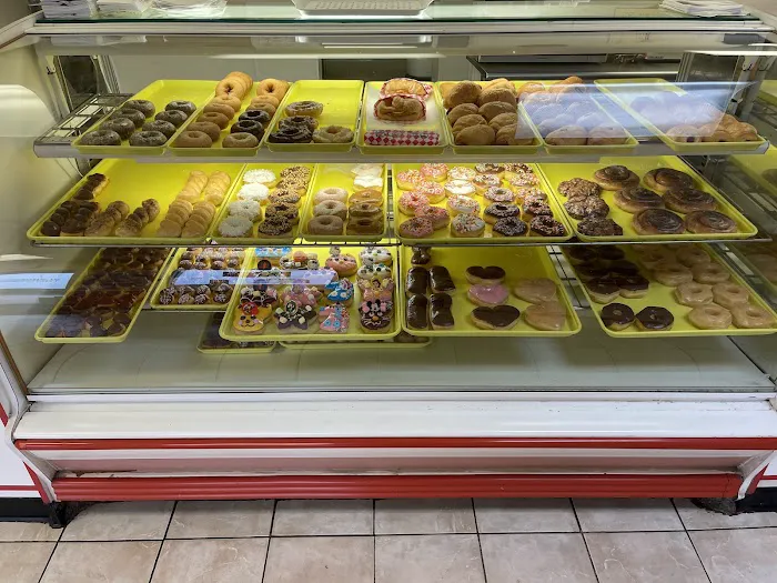 AM Donut and Coffee Picture 9