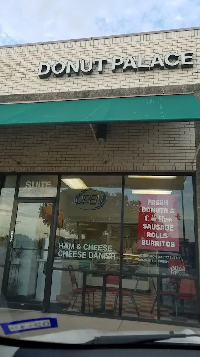 Donut Palace Picture 6