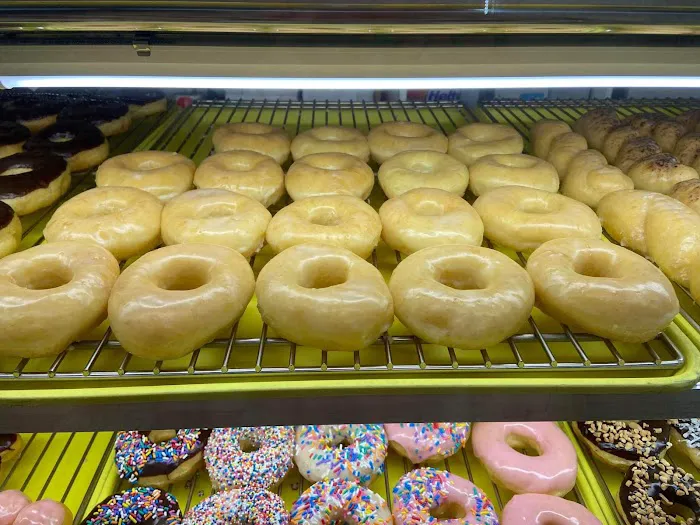Donut Palace Picture 10
