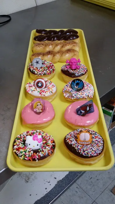 Colonail Park Donuts Picture 10