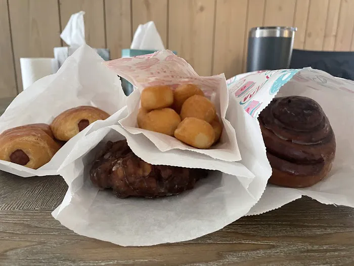 Lucy's Donuts 2 Picture 2