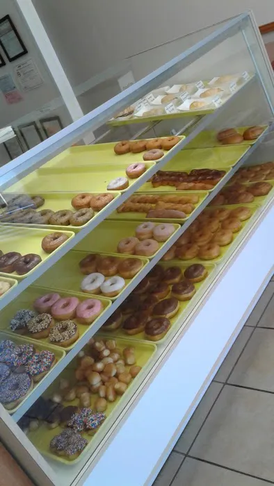 Y Donuts Picture 2