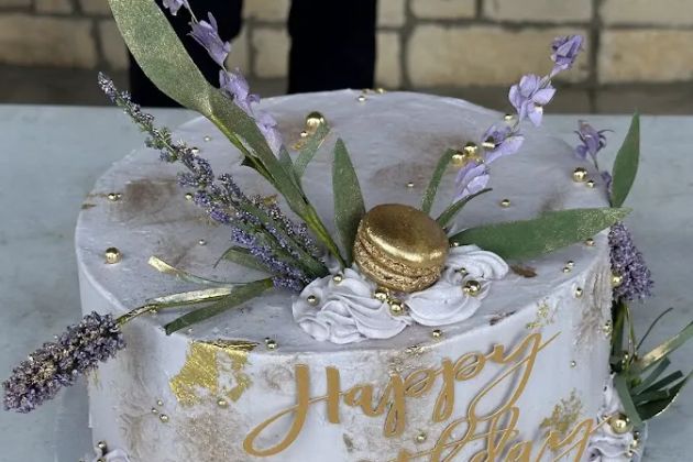 Divine Creations Bakery & Boutique