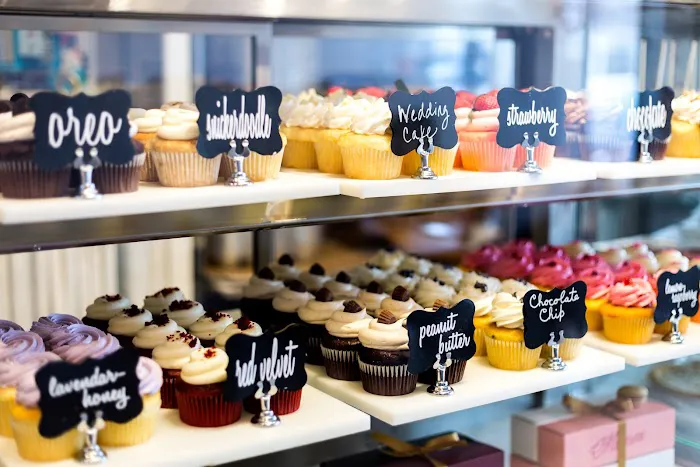 Cake-Aholics Bakery Picture 1