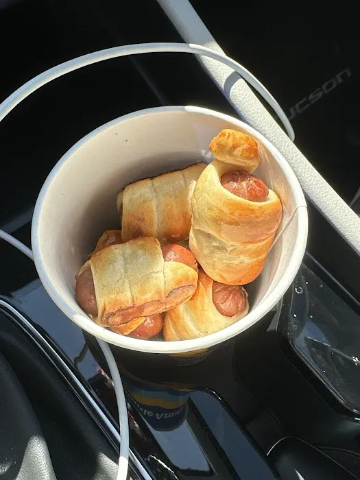 Auntie Anne's Picture 3
