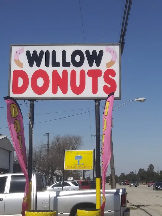 Willow Donuts Picture 5