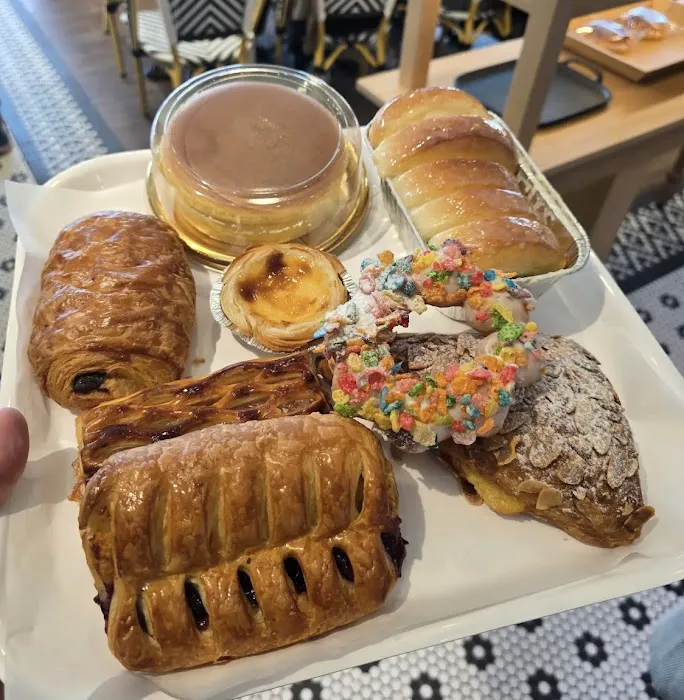 Paris Baguette Picture 2