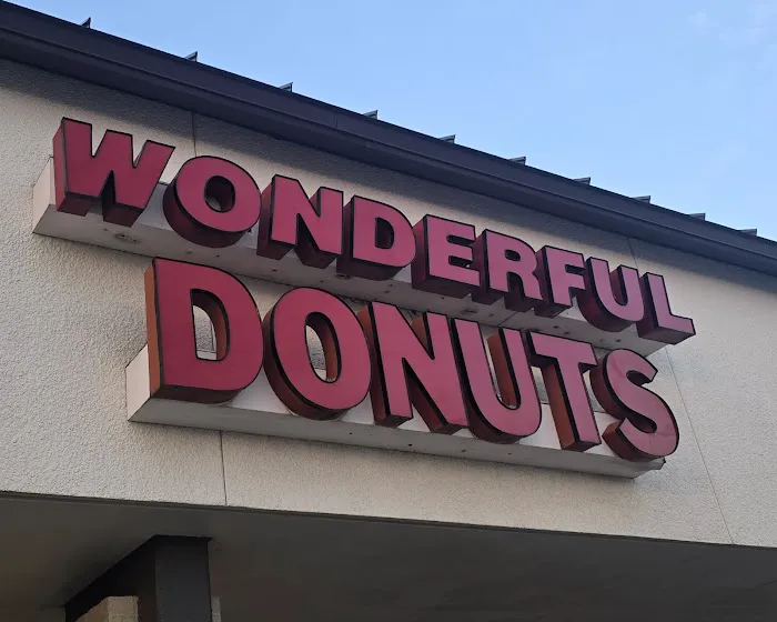 Wonderful Donuts Picture 8