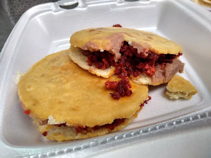 EL PORVENIR PANADERIA Y TAQUERIA Picture 4