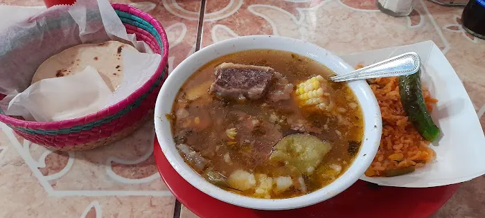 EL PORVENIR PANADERIA Y TAQUERIA Picture 6