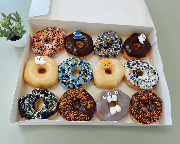 Manna Donuts E. Berry Picture 5
