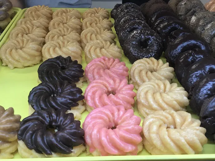 Snowflake Donuts Red Oak Picture 4