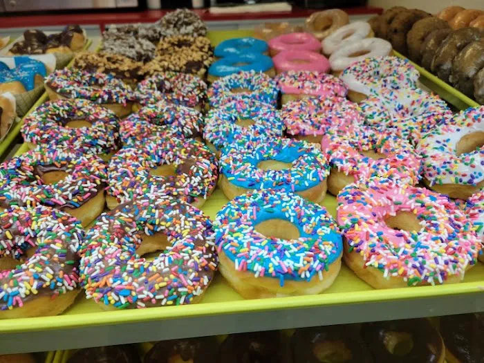 Snowflake Donuts Red Oak Picture 10