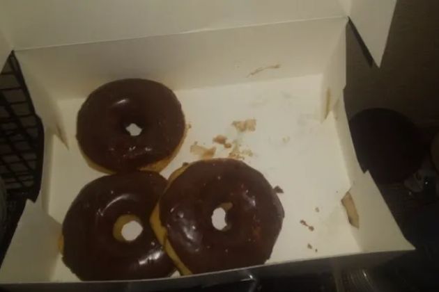 77 Donuts