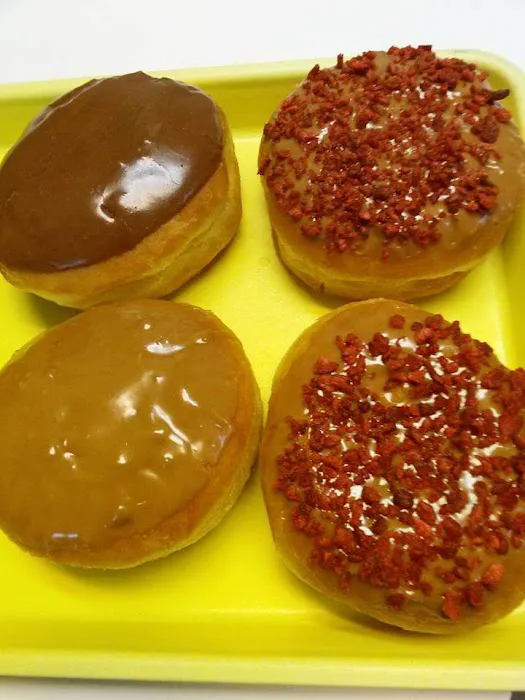 Yummy Yummy Donuts Picture 3