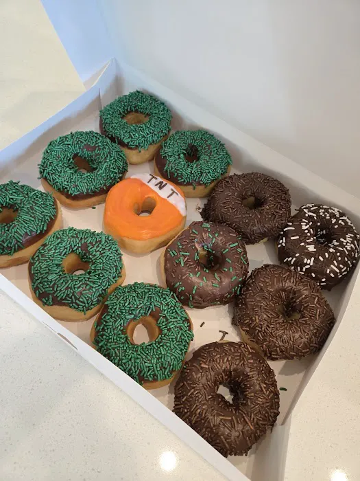 Saginaw Donut Shop Picture 6