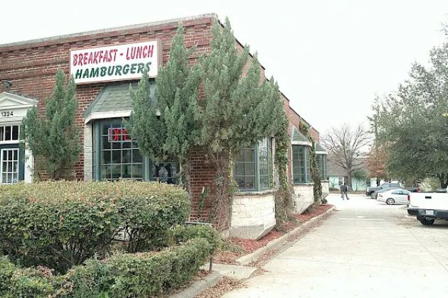 Paul's Donuts Subs & Gyros