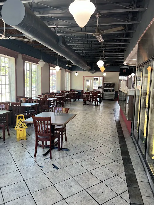 Paul's Donuts Subs & Gyros Picture 2