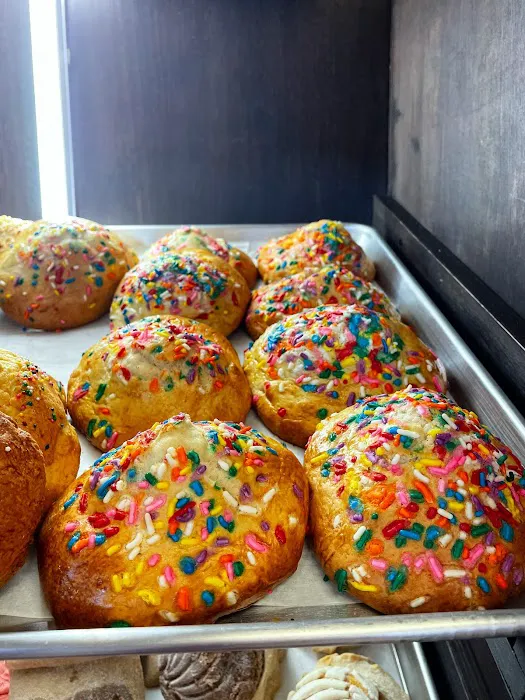 Compadres Bakery Picture 10