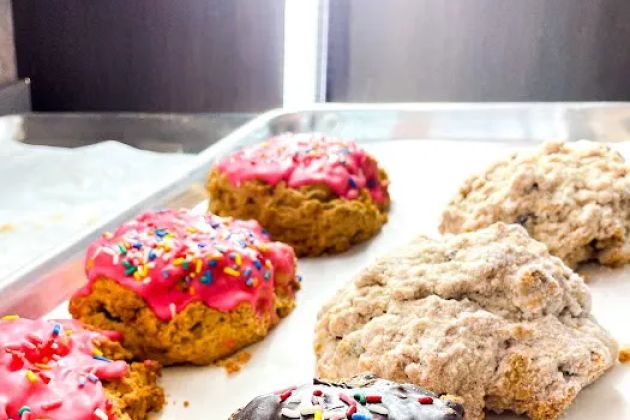 Compadres Bakery