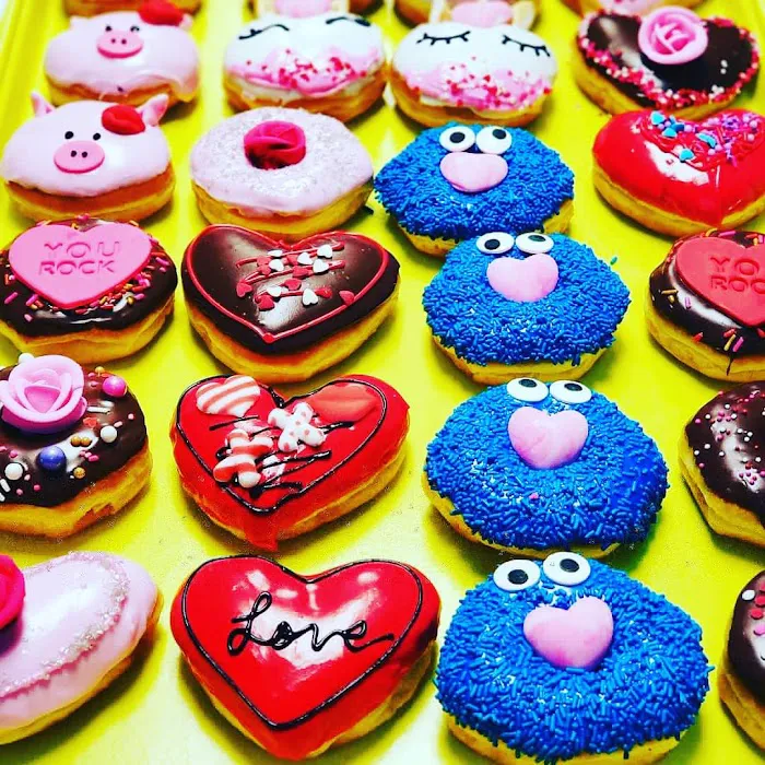 A & H Donuts Picture 6