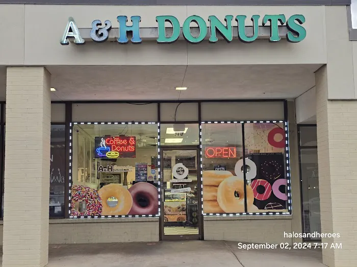 A & H Donuts Picture 9